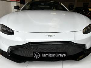 Bild 33/50 von Aston Martin Vantage V8 (2019)
