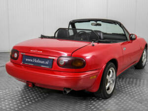 Bild 27/50 von Mazda MX-5 1.8 (1994)