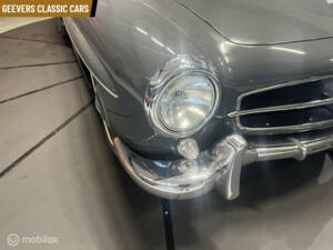 Image 11/50 of Mercedes-Benz 190 SL (1961)