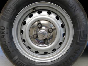 Image 31/36 of Alfa Romeo 2000 Spider Veloce (1982)