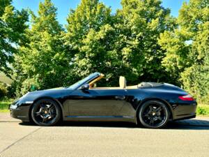 Image 2/20 of Porsche 911 Carrera (2007)