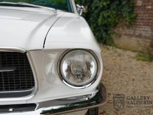 Image 22/50 of Ford Mustang 200 (1967)