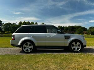 Bild 19/77 von Land Rover Range Rover Sport SDV6 (2013)