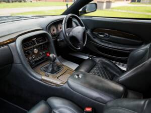 Image 35/50 of Aston Martin DB 7 Zagato (2004)