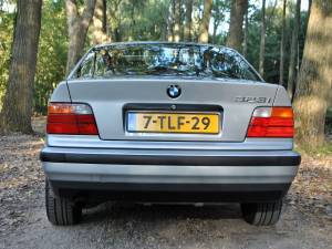 Imagen 24/50 de BMW 323i (1996)
