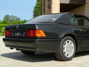 Bild 12/50 von Mercedes-Benz 300 SL (1990)