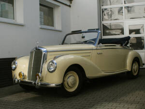 Image 5/28 of Mercedes-Benz 220 Cabriolet A (1952)