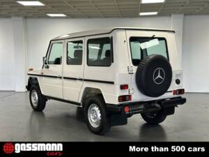 Bild 8/15 von Mercedes-Benz 230 GE (lang) (1985)