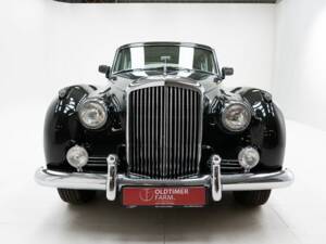 Image 11/15 of Bentley S 2 (1961)