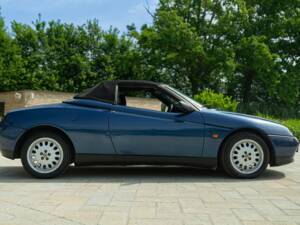 Bild 7/50 von Alfa Romeo Spyder (1998)
