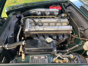 Image 33/52 de Jaguar 420 G (1967)