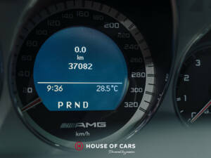 Bild 23/24 von Mercedes-Benz C 63 AMG T (2010)