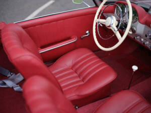 Image 11/27 of Mercedes-Benz 190 SL (1956)