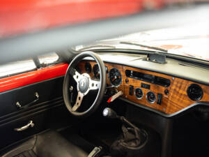 Image 50/78 of Triumph GT 6 Mk II (1970)