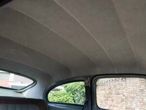 Bild 17/50 von Volvo PV 444 (1955)