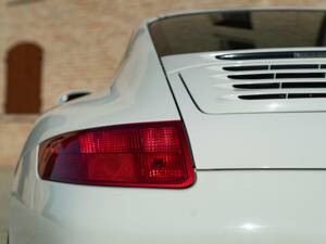 Bild 28/50 von Porsche 911 Carrera (2007)