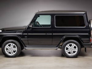 Image 5/32 of Mercedes-Benz G 500 (SWB) (2012)