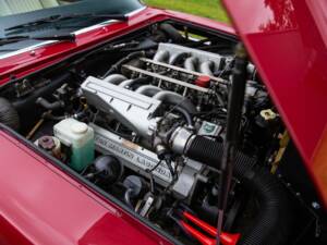 Bild 7/50 von Aston Martin V8 EFi Volante (1986)