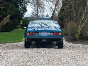 Imagen 5/16 de Ferrari 365 GTC&#x2F;4 (1972)