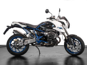 Immagine 2/33 di BMW DUMMY (2007)