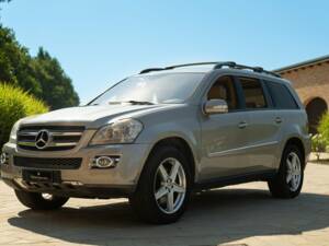 Bild 9/50 von Mercedes-Benz GL 420 CDI 4MATIC (2006)