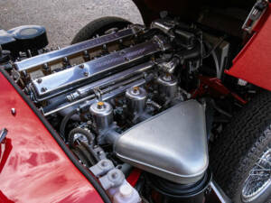 Afbeelding 3/49 van Jaguar E-Type 3.8 (1962)