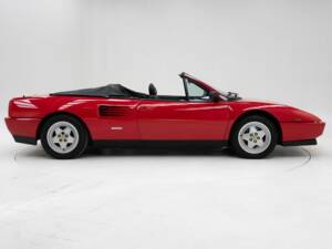 Immagine 6/15 di Ferrari Mondial T (1991)