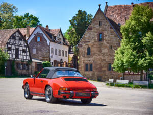 Image 3/44 of Porsche 911 SC 3.0 (1983)