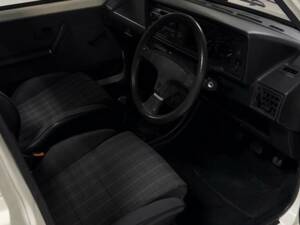 Bild 2/29 von Volkswagen Caddy I 1.8 (1992)