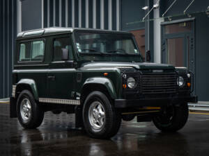 Image 2/90 of Land Rover Defender 90 Td5 (1999)