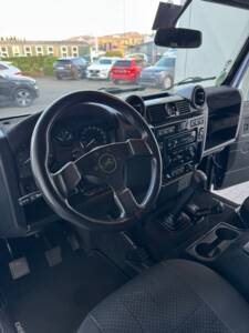 Bild 6/21 von Land Rover Defender 90 (2008)