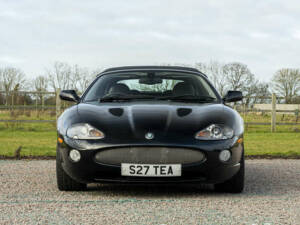 Immagine 7/38 di Jaguar XKR (2004)