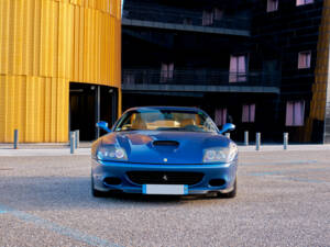 Image 17/72 of Ferrari 550 Maranello (2000)