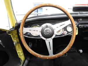 Image 17/50 of Austin-Healey 3000 Mk I (BN7) (1960)