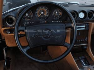 Image 4/23 of Mercedes-Benz 560 SL (1989)