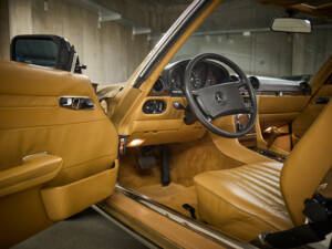 Image 59/99 of Mercedes-Benz 300 SL (1987)