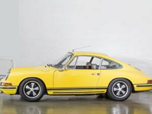 Image 3/20 of Porsche 911 2.0 L (1968)