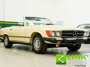 Image 3/10 de Mercedes-Benz 450 SL (1979)