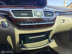 Bild 36/50 von Mercedes-Benz S 500 (2012)