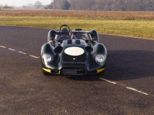 Imagen 19/29 de Lister Knobbly (2021)