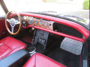 Image 12/23 de Sunbeam Tiger Mk I (1966)