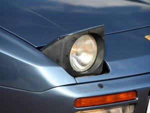 Image 14/23 of Porsche 944 Turbo (1991)