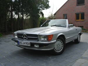 Image 11/23 of Mercedes-Benz 300 SL (1986)