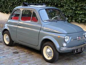 Image 2/50 de FIAT 500 F (1967)