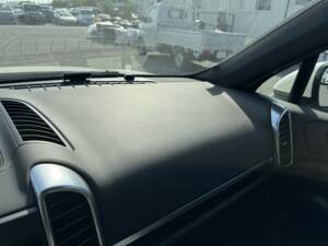 Bild 18/61 von Porsche Cayenne S (2010)