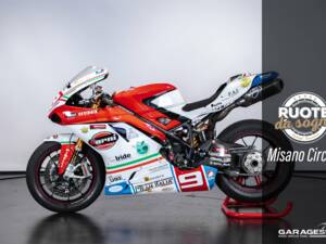 Bild 1/50 von Ducati DUMMY (2010)