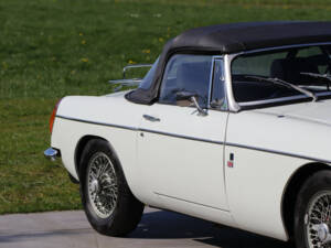 Bild 23/50 von MG MGB (1972)