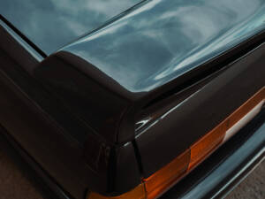 Image 18/42 of BMW 320is (1989)