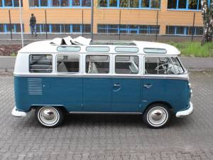 Immagine 4/35 di Volkswagen T1 Samba (1966)