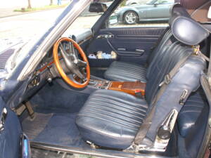 Imagen 5/9 de Mercedes-Benz 380 SL (1983)